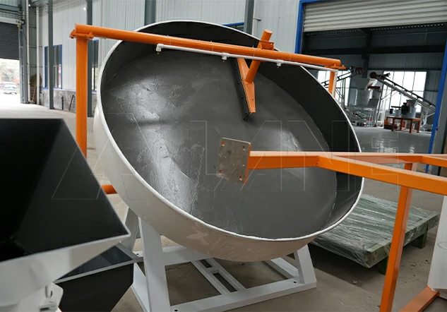 pan granulator